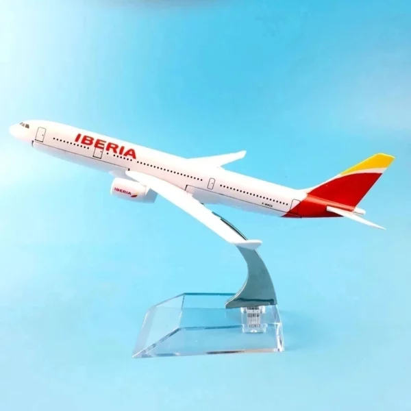 Airbus A330 Iberia Airlines - Maquette – Image 4