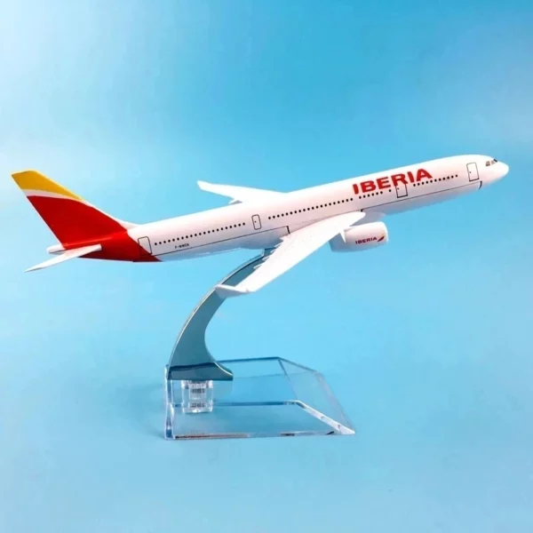 Airbus A330 Iberia Airlines - Maquette – Image 3