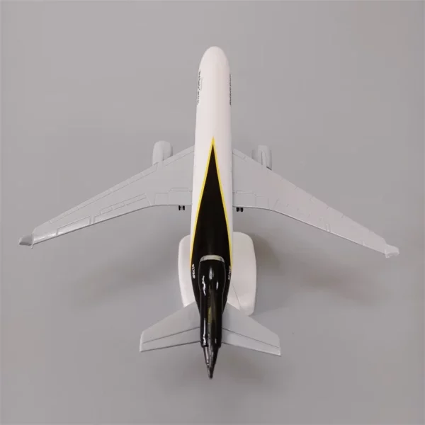 McDonnell Douglas MD-11 UPS Airlines - Maquette – Image 4