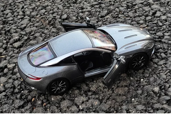 Aston Martin DB11 - Maquette – Image 3