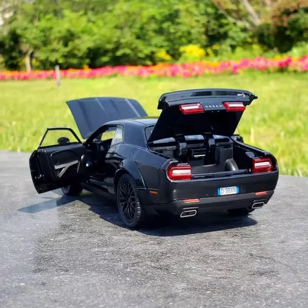 DODGE Challenger Hellcat Redeye - Maquette – Image 4