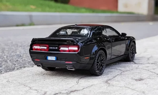 DODGE Challenger Hellcat Redeye - Maquette – Image 13