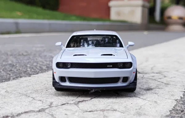 DODGE Challenger Hellcat Redeye - Maquette – Image 9