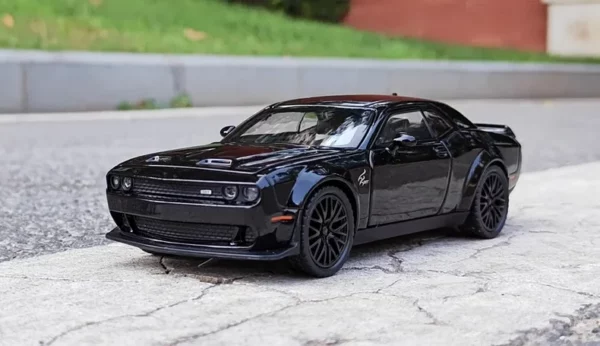 DODGE Challenger Hellcat Redeye - Maquette – Image 12