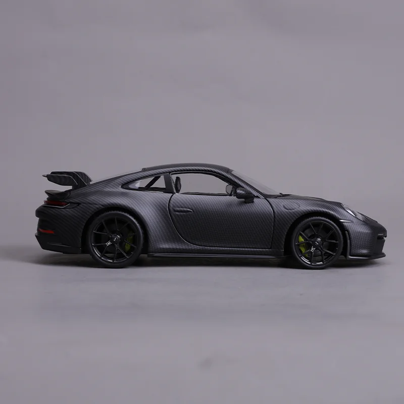 Porsche 911 GT3 Carbon - Maquette Bburago 1:18 3 Porsche 911 GT3 Carbon - Maquette Bburago 1:18 – Image 3