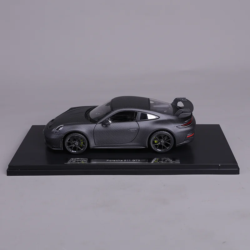 Porsche 911 GT3 Carbon - Maquette Bburago 1:18 5 Porsche 911 GT3 Carbon - Maquette Bburago 1:18 – Image 5