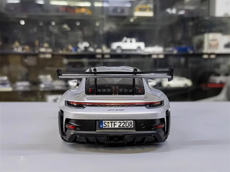 Porsche GT3 RS 1/18 - Maquette 20 Porsche GT3 RS 1/18 - Maquette – Image 20