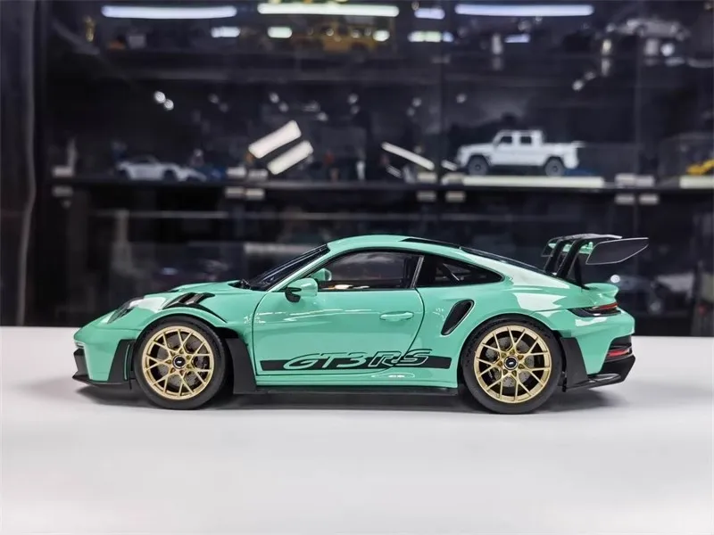 Porsche GT3 RS 1/18 - Maquette 36 Porsche GT3 RS 1/18 - Maquette – Image 36