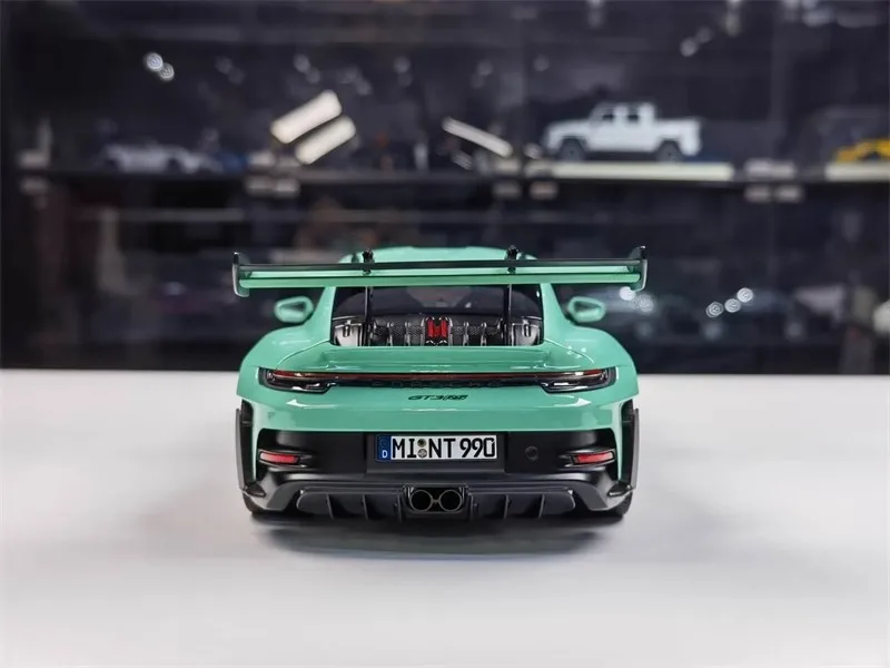 Porsche GT3 RS 1/18 - Maquette 37 Porsche GT3 RS 1/18 - Maquette – Image 37