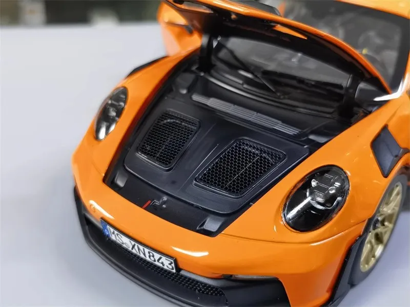 Porsche GT3 RS 1/18 - Maquette 32 Porsche GT3 RS 1/18 - Maquette – Image 32