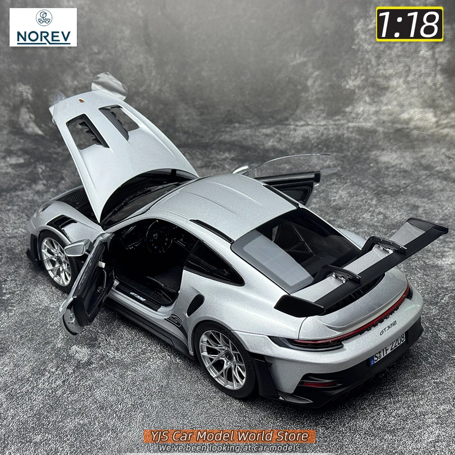 Porsche GT3 RS 1/18 - Maquette 2 Porsche GT3 RS 1/18 - Maquette – Image 2