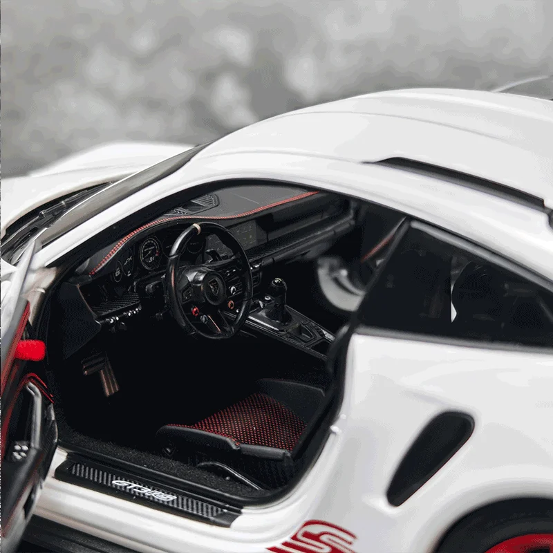 Porsche GT3 RS 1/18 - Maquette 9 Porsche GT3 RS 1/18 - Maquette – Image 9