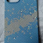 Coque iPhone effet carbone sans cadre MagSafe photo review