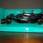 Mercedes-AMG F1 W16 E Performance 2025 – Bburago 1:43 photo review