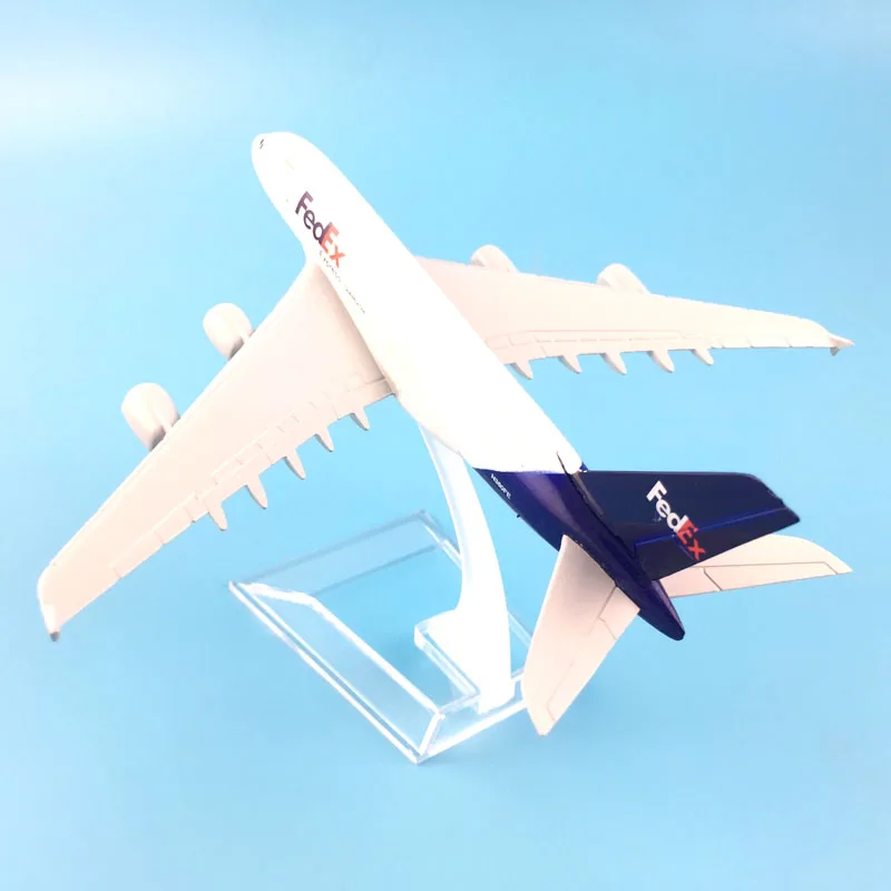Airbus A380 FedEx Express – Maquette 4 Airbus A380 FedEx Express – Maquette – Image 4