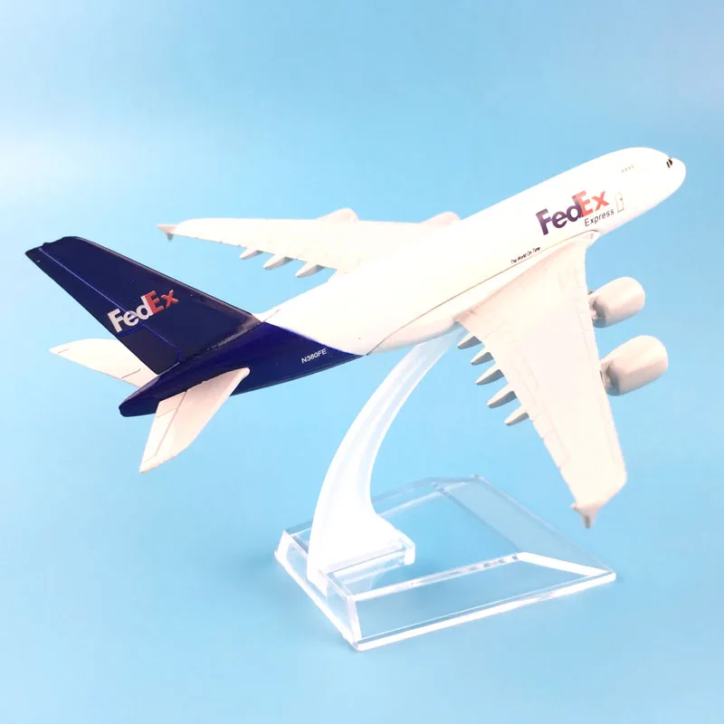 Airbus A380 FedEx Express – Maquette 2 Airbus A380 FedEx Express – Maquette – Image 2