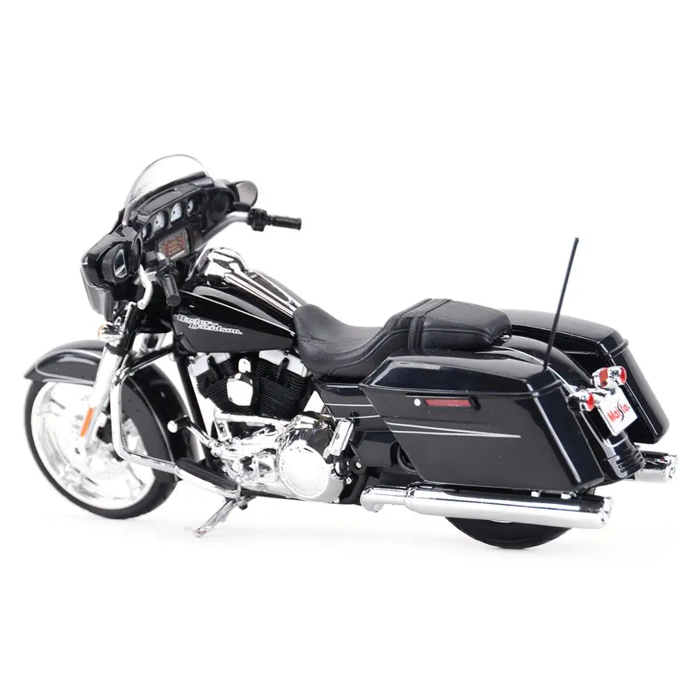 Harley-Davidson Street Glide 2015 – Maisto 1:12 4 Harley-Davidson Street Glide 2015 – Maisto 1:12 – Image 4