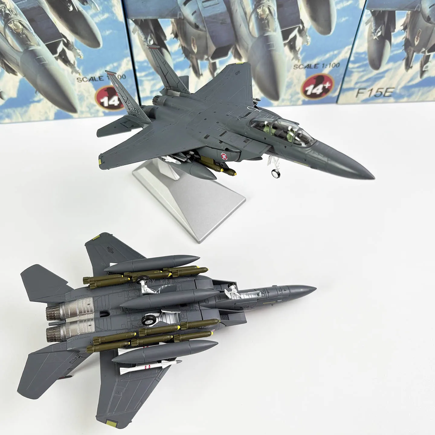 McDonnell Douglas F-15E Strike Eagle – Maquette 2 McDonnell Douglas F-15E Strike Eagle – Maquette – Image 2